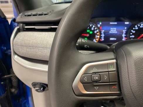 Used 2023 Jeep Compass Latitude image 14