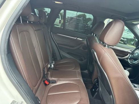 Used 2018 BMW X1 xDrive28i AWD/4WD image 13