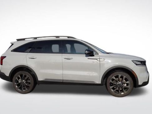 Certified 2023 Kia Sorento X-Line EX image 12