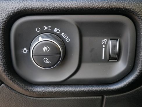 New 2026 RAM 1500 Big Horn AWD/4WD image 14