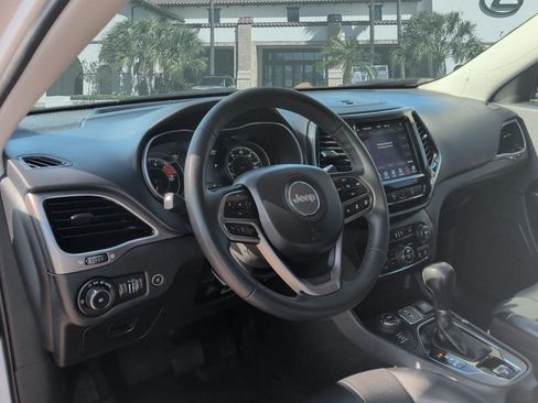 Used 2022 Jeep Cherokee Limited AWD/4WD image 12