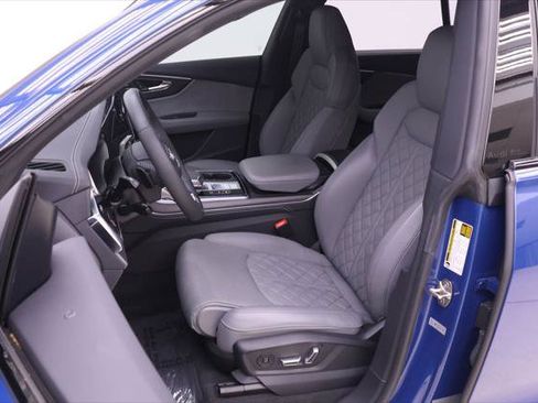 Certified 2025 Audi SQ8 Prestige w/ Prestige Package AWD/4WD image 7