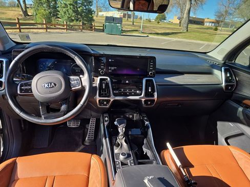 Used 2021 Kia Sorento SX Prestige image 14