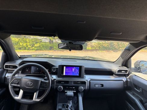 Used 2025 Toyota 4Runner SR5 RWD image 32