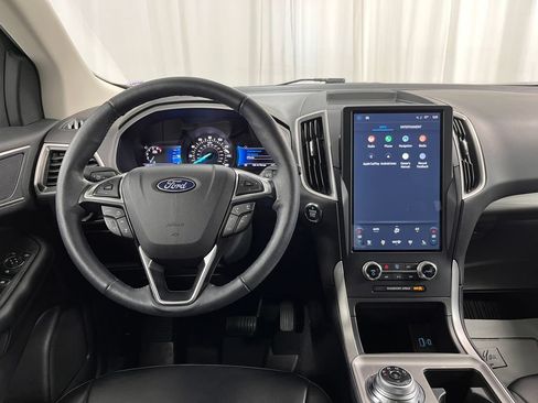 Used 2023 Ford Edge SEL w/ Convenience Package AWD/4WD image 16