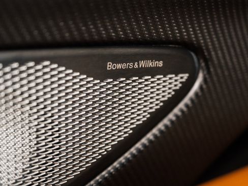 Used 2025 Aston Martin DB12 Coupe image 37