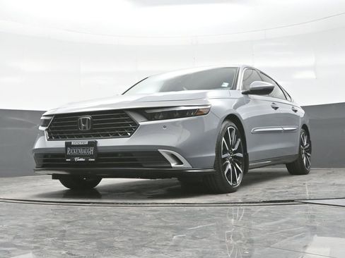 Used 2023 Honda Accord Touring image 25