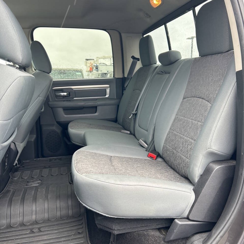 Used 2016 RAM 1500 Big Horn AWD/4WD image 11