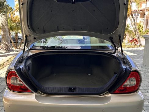 Used 2009 Jaguar XJ Vanden Plas Super V8 Portfolio image 79