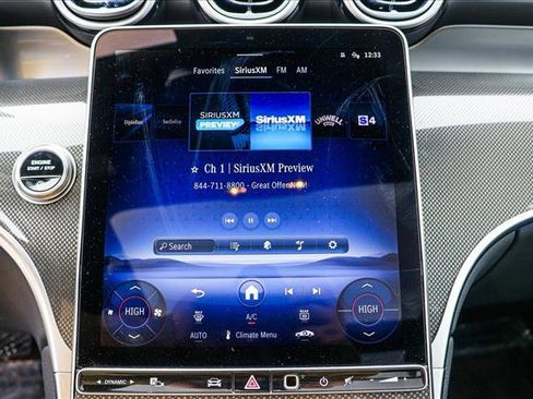 Used 2025 Mercedes-Benz GLC 300 GLC 300 image 17