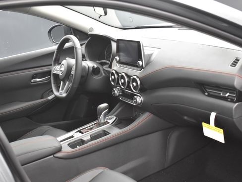 New 2025 Nissan Sentra SR w/ SR Premium Package image 6
