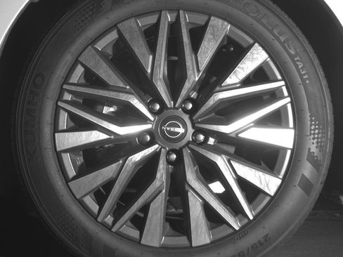 Used 2025 Nissan Altima 2.5 SV image 12