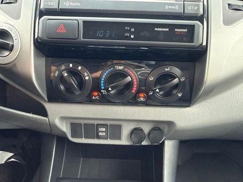 Used 2013 Toyota Tacoma 4x4 Double Cab w/ TRD Sport Pkg image 28