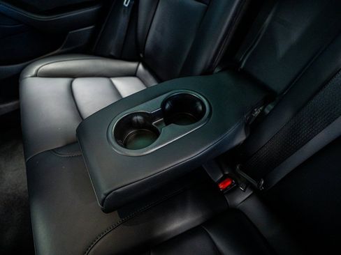 Used 2023 Tesla Model 3 Standard Range image 47