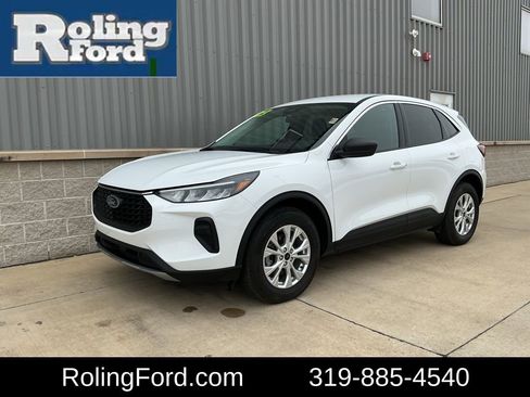Used 2023 Ford Escape Active image 1