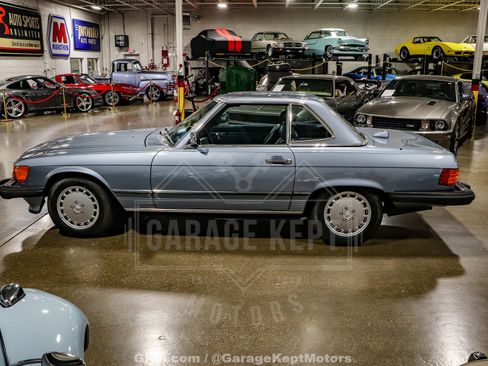 Used 1986 Mercedes-Benz 560 SL image 11