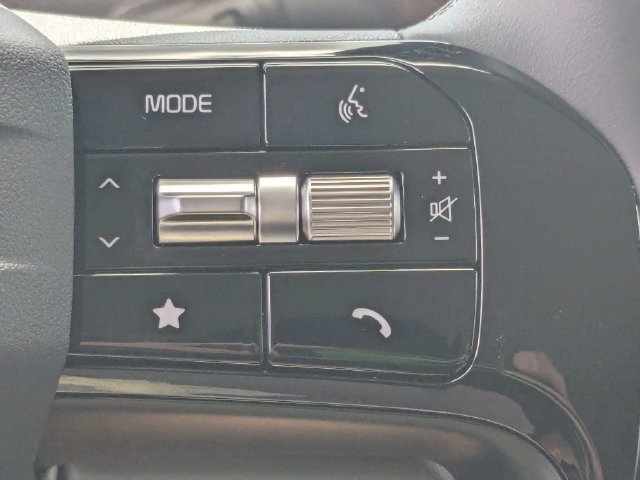 New 2027 Kia Carnival LX FWD image 25
