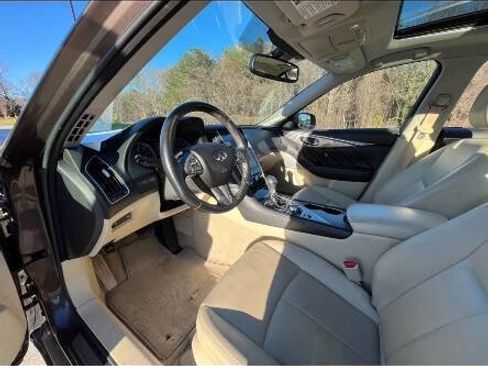 Used 2017 INFINITI Q50 3.0t Premium w/ All Weather Package (L93) image 8