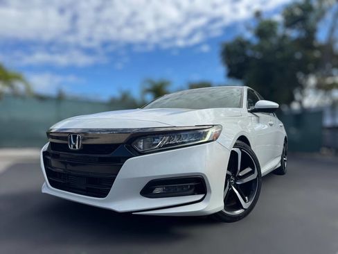 Used 2018 Honda Accord Sport image 1