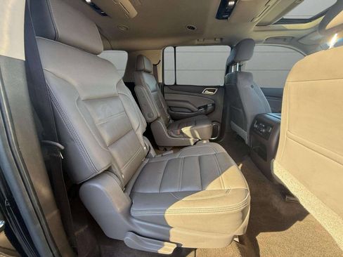 Used 2019 GMC Yukon XL Denali w/ Open Road Package image 13