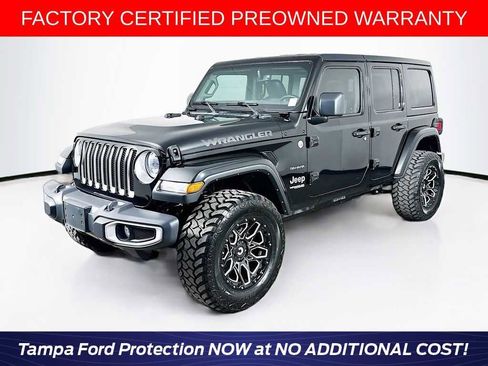 Used 2022 Jeep Wrangler Unlimited Sahara w/ Cold Weather Group AWD/4WD image 1