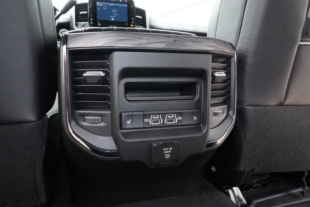 Used 2026 RAM 2500 Limited AWD/4WD image 33
