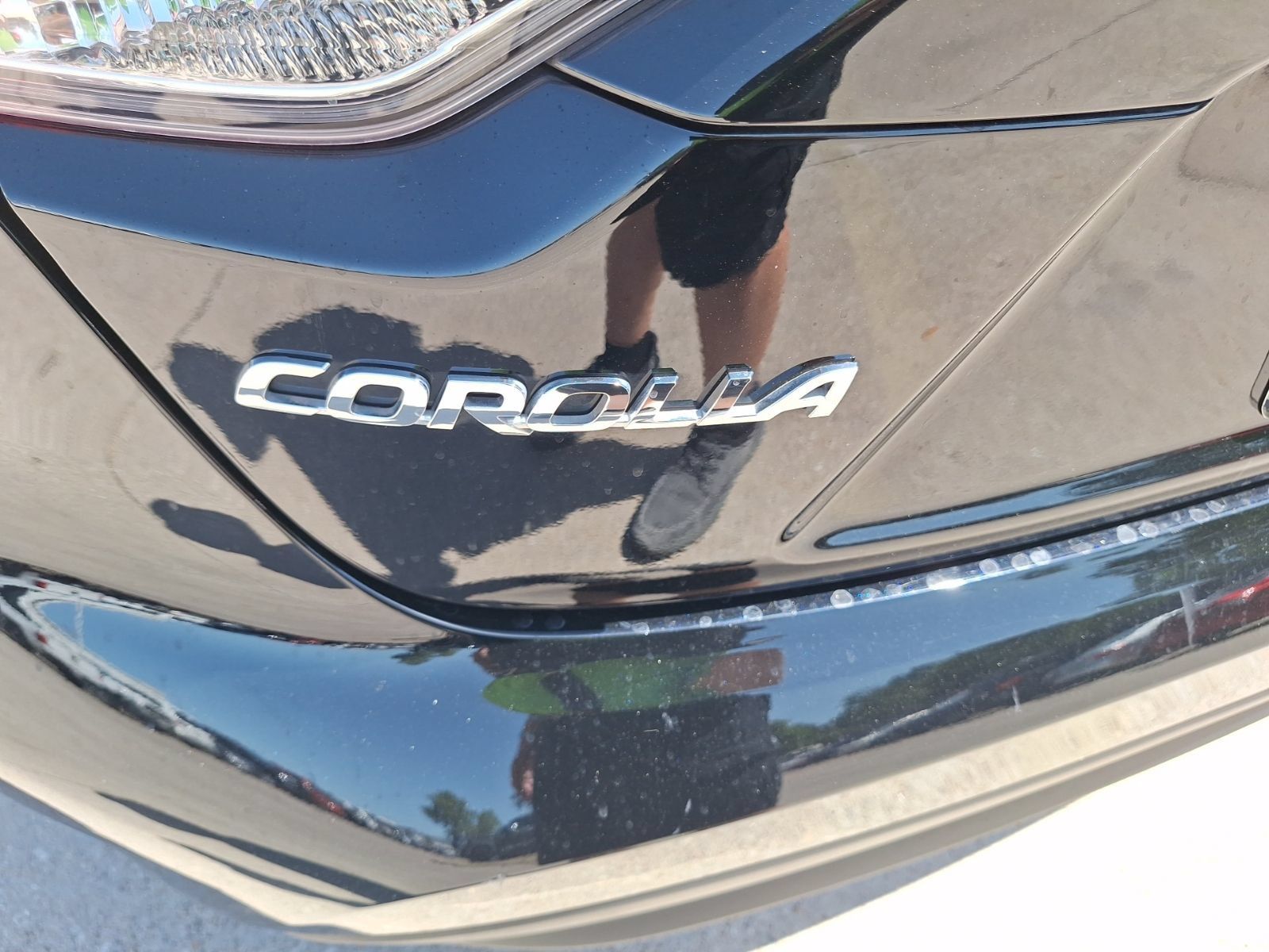 Used 2026 Toyota Corolla LE FWD image 13
