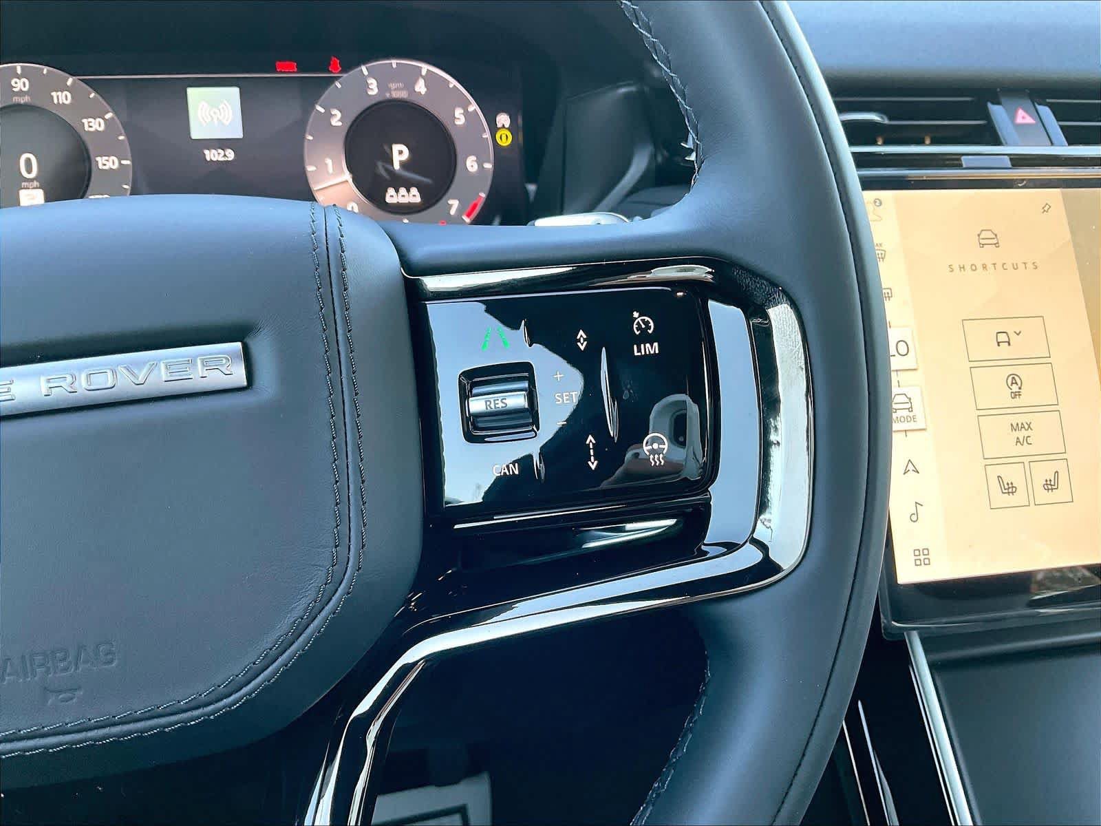 New 2026 Land Rover Range Rover Velar S AWD/4WD image 18