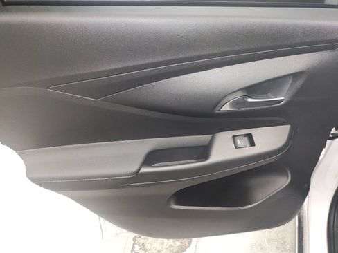 New 2026 Buick Envista Avenir FWD image 28