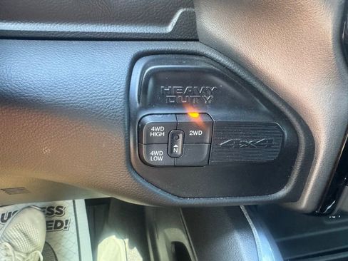 Used 2020 RAM 2500 Laramie w/ Night Edition AWD/4WD image 25