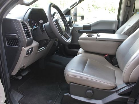 Used 2022 Ford F350 XL w/ STX Appearance Package AWD/4WD image 16