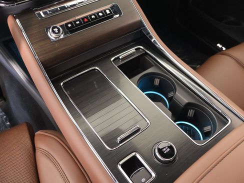 New 2026 Lincoln Aviator Reserve AWD/4WD image 9