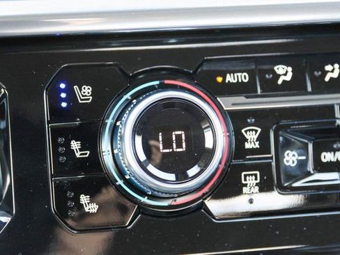 New 2026 GMC Sierra 3500 Denali w/ Technology Package AWD/4WD image 24