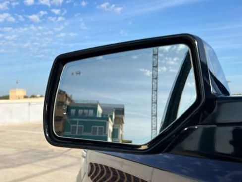 Used 2017 Chevrolet Suburban Premier image 14