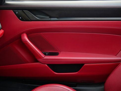 Used 2024 Porsche 911 Targa 4 GTS image 15