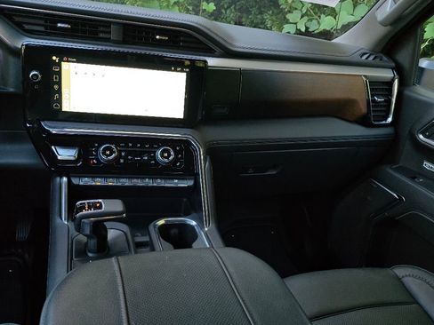 Certified 2024 GMC Sierra 1500 Denali w/ Denali Reserve Package image 7