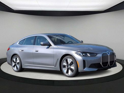 New 2026 BMW i4 xDrive40i w/ Premium Package AWD/4WD image 2