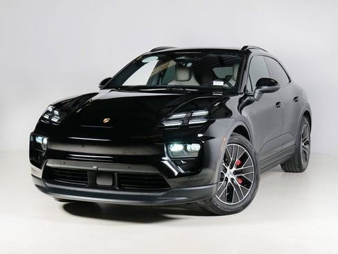 Certified 2025 Porsche Macan 4S Electric image 1