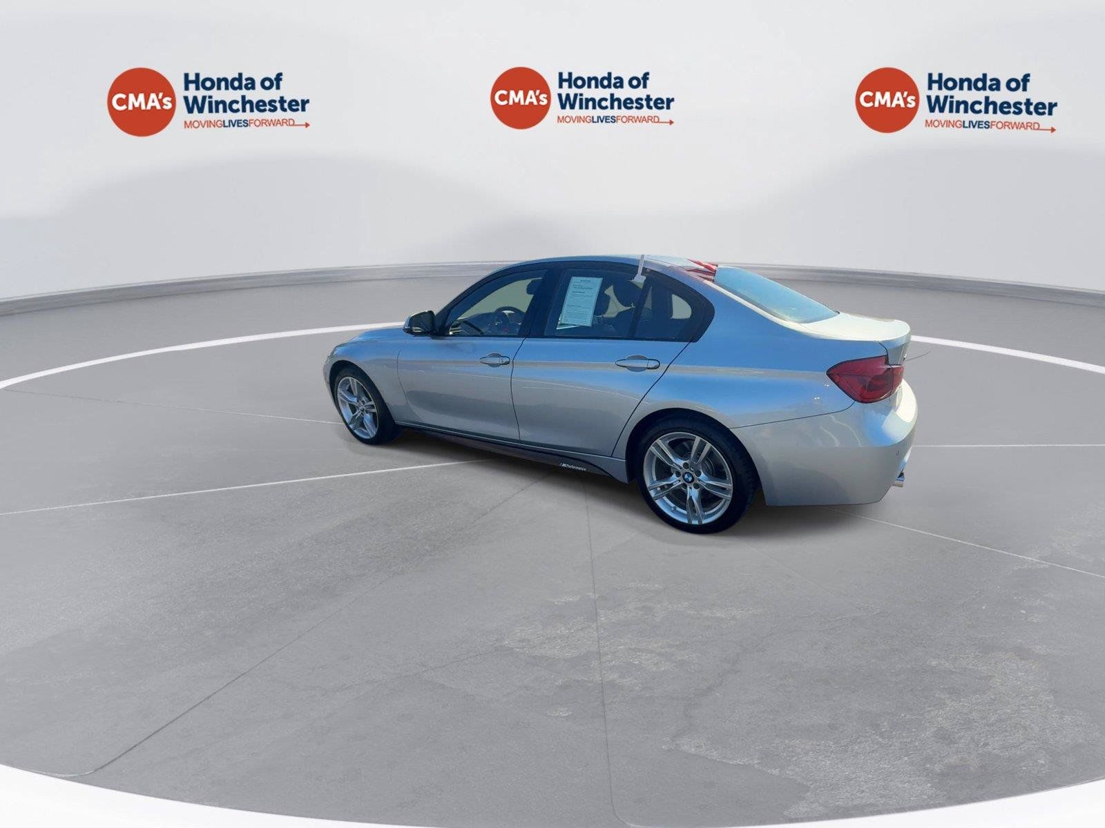 Used 2016 BMW 340i xDrive Sedan AWD/4WD image 6