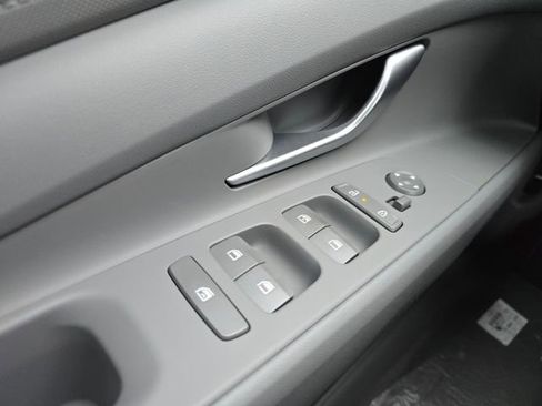 New 2026 Hyundai Elantra Blue image 16