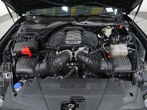 Used 2025 Ford Mustang GT Premium RWD image 24