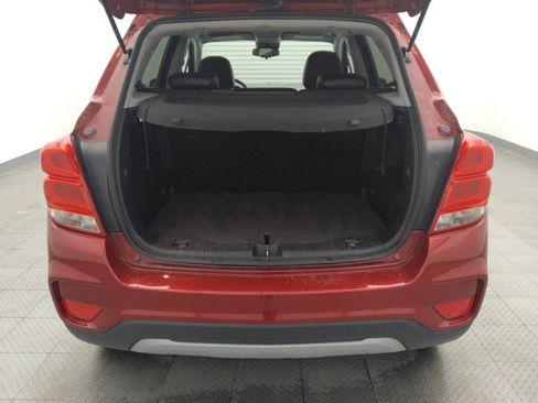 Used 2020 Chevrolet Trax LT w/ LT Convenience Package image 29