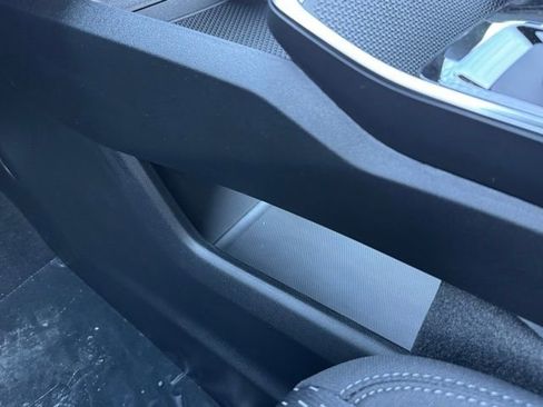 New 2026 Chevrolet Equinox LT AWD/4WD image 17