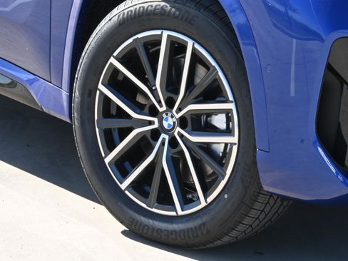 New 2026 BMW X1 xDrive28i w/ M Sport Package AWD/4WD image 9