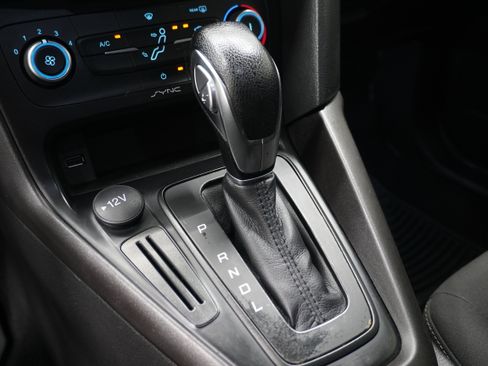 Used 2018 Ford Focus SE image 16