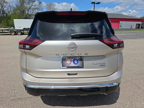 New 2026 Nissan Rogue Platinum w/ Platinum Premium Package AWD/4WD image 25