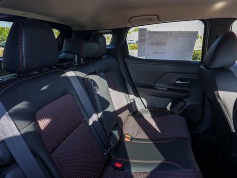 New 2025 Nissan Kicks SR image 18