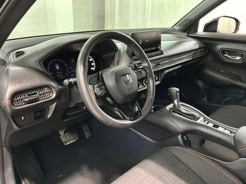 Used 2024 Honda HR-V Sport image 17