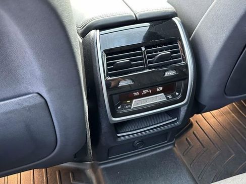 Used 2019 BMW X5 xDrive40i w/ Convenience Package AWD/4WD image 19