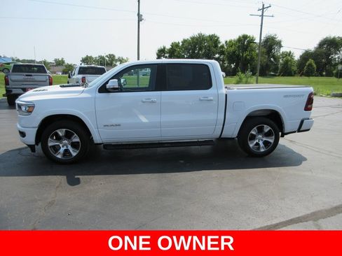Used 2022 RAM 1500 Laramie w/ Sport Appearance Package AWD/4WD image 11